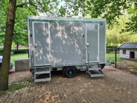 Toiletwagen 2x1x2 Luxe grijs wit wagennummer 100